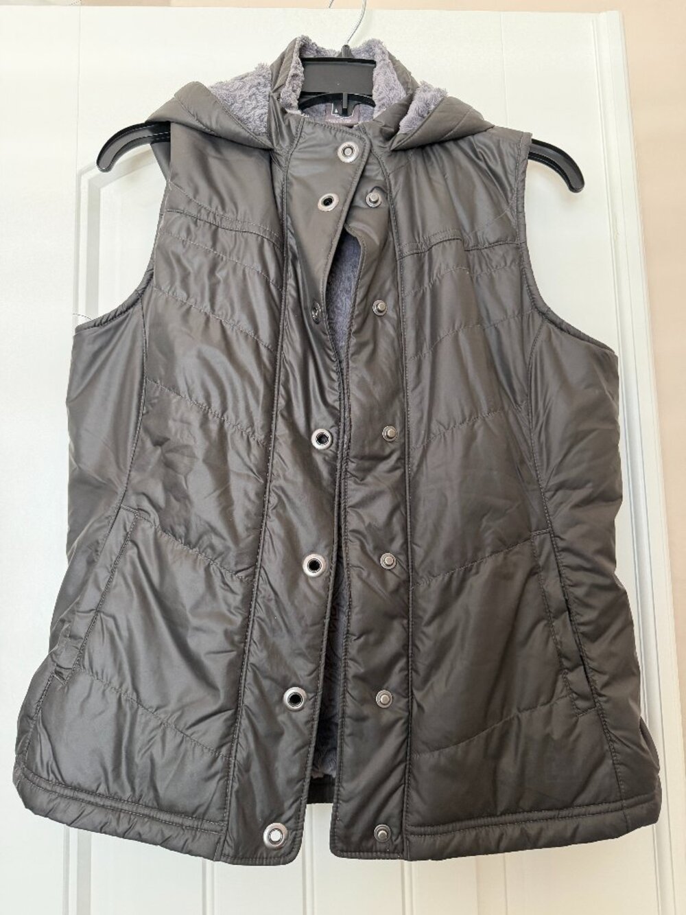REI Vest with Hook